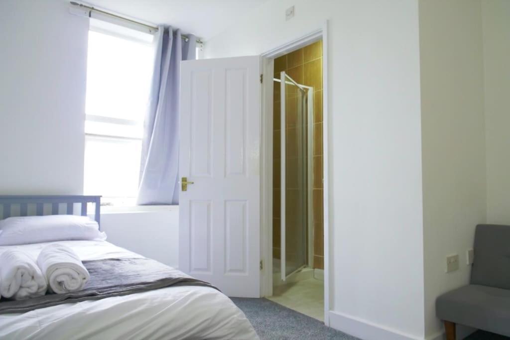 Discover Your Cozy Haven A Perfect Studio Getaway Лемингтън Спа Екстериор снимка